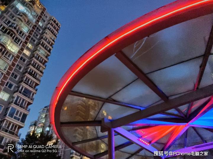 realme|5G千元机怒上65W快充 realme 真我Q2 Pro评测