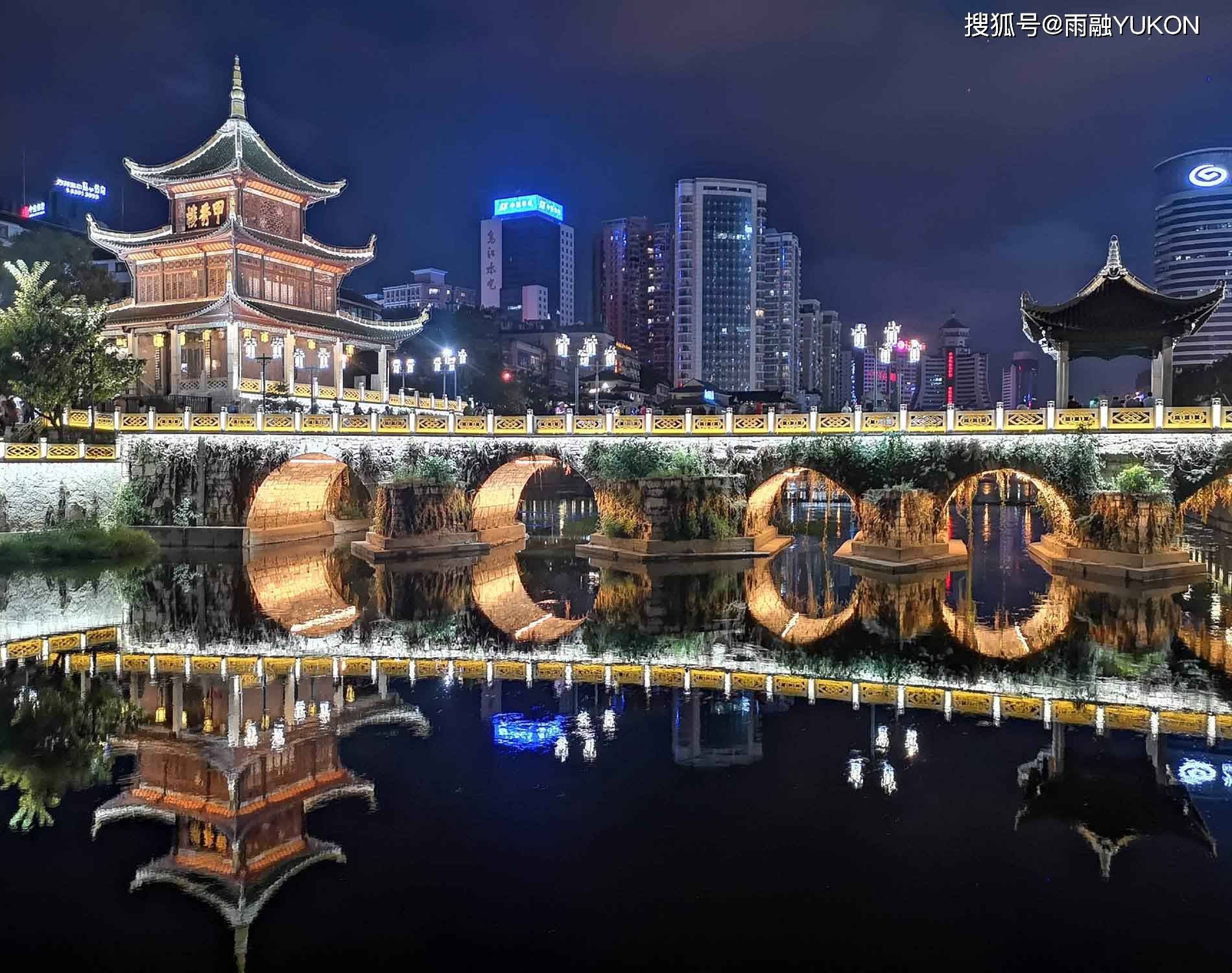 gdp20年变化 翻10倍_20年中国gdp变化图