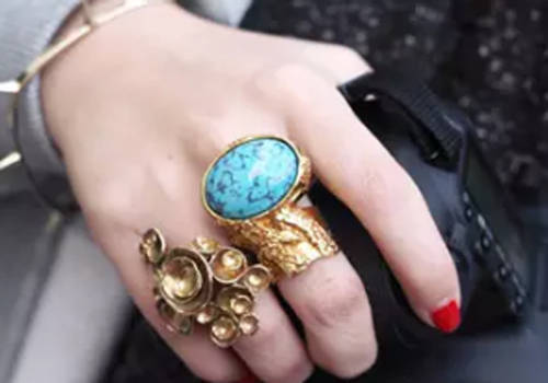 魅力|玩转指间魅力!秋冬戒指搭配