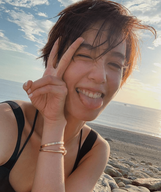 短发|舒淇、徐若瑄都剪短了！蓬松的【男孩风】短发，实在是太飒了