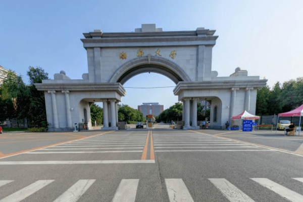 渤海大学排名_渤海大学宿舍