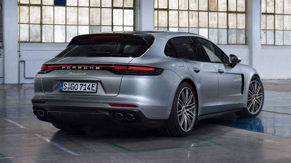 2021款保时捷帕拉梅拉turbosehybrid零百加速仅需3秒
