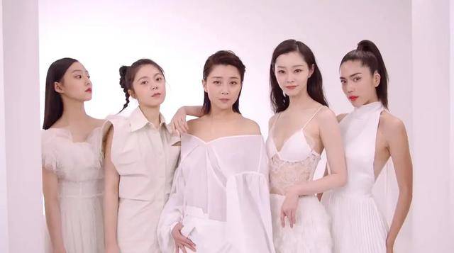 《粉红女郎》翻拍版预告翻车？选角问题太大，