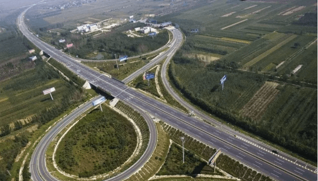 三亚房价这么高为什么GDP低_三亚的房价图(2)