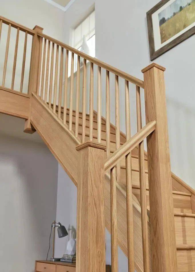 哪种梯子比较实用 21ad582ce82848bf8bdc7913f2008e3a.jpeg