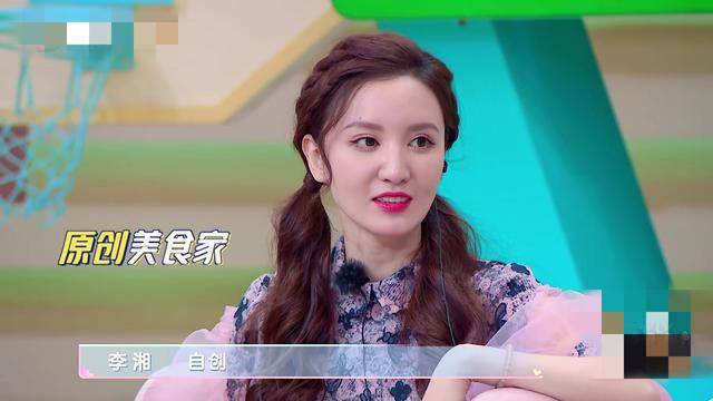 爱心|原创张萌别墅内景曝光，电影房藏老公爱心设计，为环保家里堆满纸箱