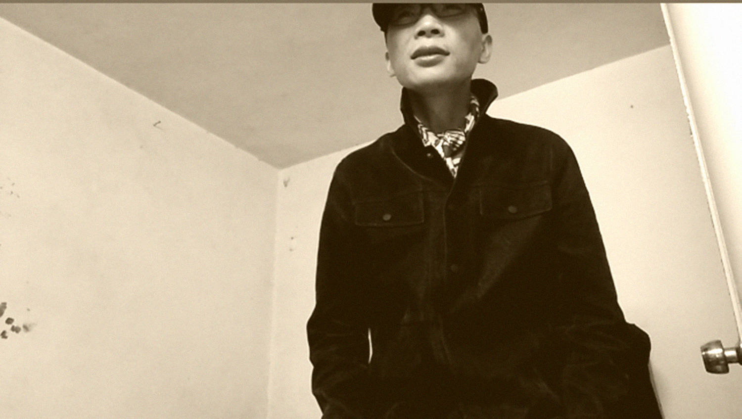 唐国明为何写诗说“我草一样在村庄里枯黄”