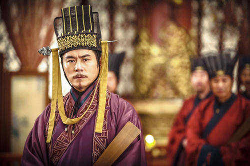 故事传记|武则天创造的3个第一,千年后,在位最长的康熙,都没能打破!