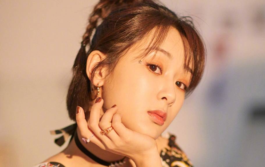 杨紫|杨紫的小丑妆上热搜太辣眼睛？这才是小丑妆的正确打开方式