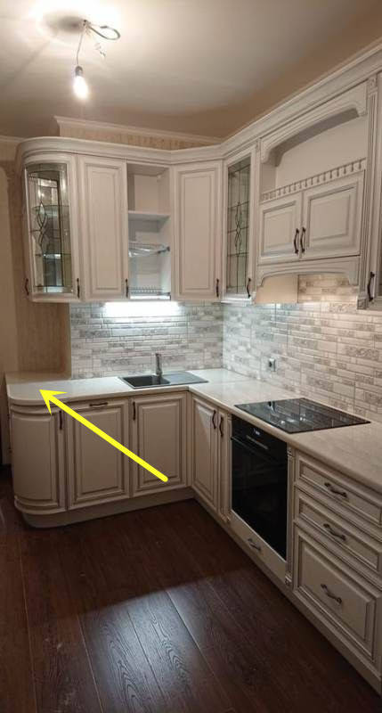 没见过哪家把厨房台面两边做成弧形,木工考虑周到,值得加500块!