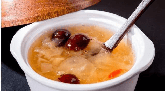 银耳不能和什么一起煮粥 11d23cb78fa04a1d82daa073351534db.png