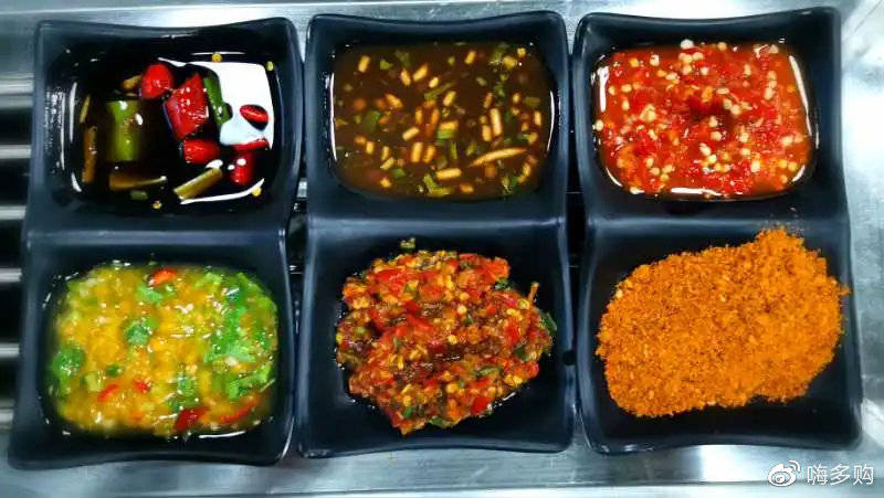 【薅吃攻略·昆明】德宏呢烧烤花样多,烧鸡洋芋乌鸡脚