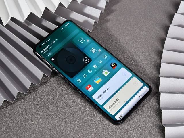 观点评论|坚果R2+扩展本上手体验 这套系统很懂你