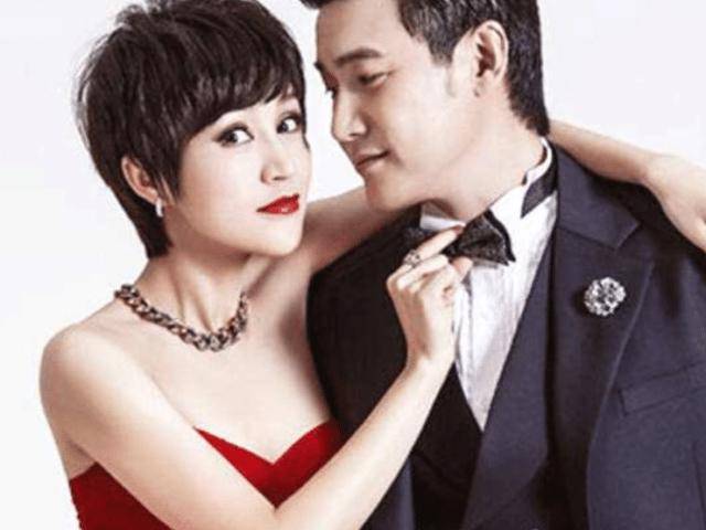 陆毅鲍蕾年轻时发布会视频 d767366adabf43648034c54ed1f922be.jpeg