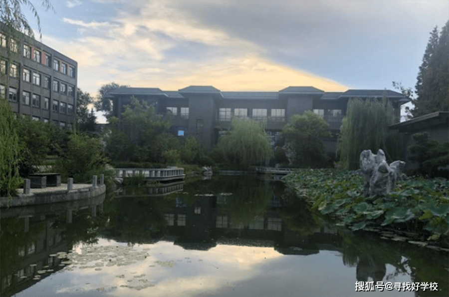江苏2020年高考各校_江苏省高邮中学,一座小城学校,2020年的高考惊艳了众