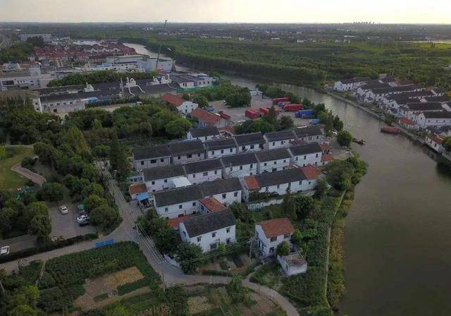 村内gdp_村内服装店照片