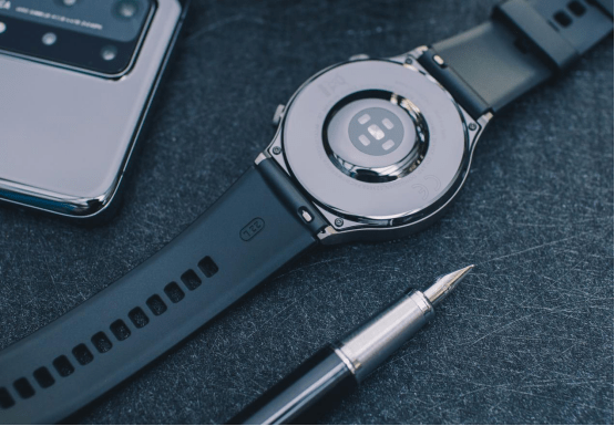 ��ΪWATCH GT2 Pro����:ʱ����۴����˶������ں�