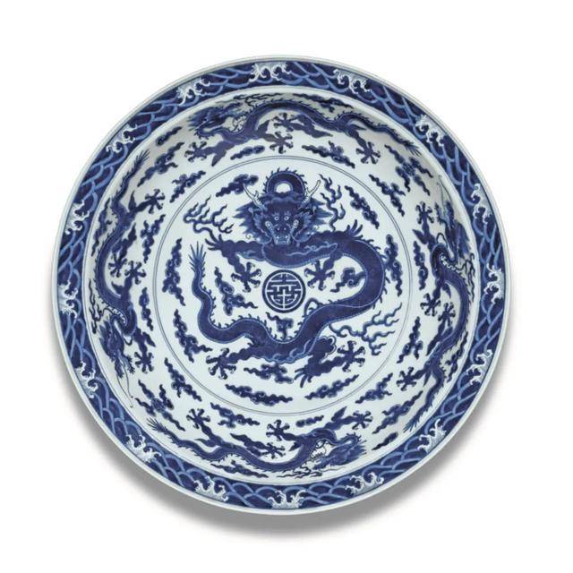 三彩|伦敦苏富比大拍精美唐三彩，带你见证大唐盛世华光！