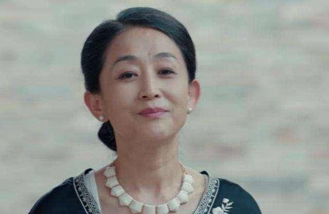 她被称为女版陈道明,和亲哥哥约定一辈子不结婚