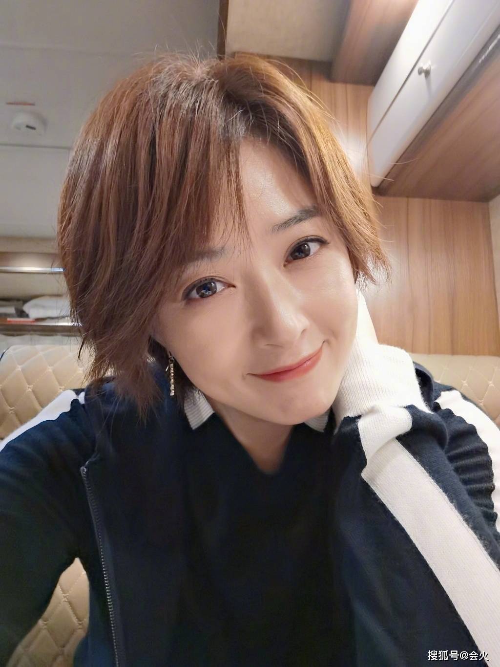 蒋欣法令纹深显老态,曾和范冰冰争"华妃"