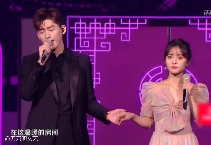 晚会照妖镜:黄晓明暴瘦 姚晨腰粗,王鸥美瞳忒诡异