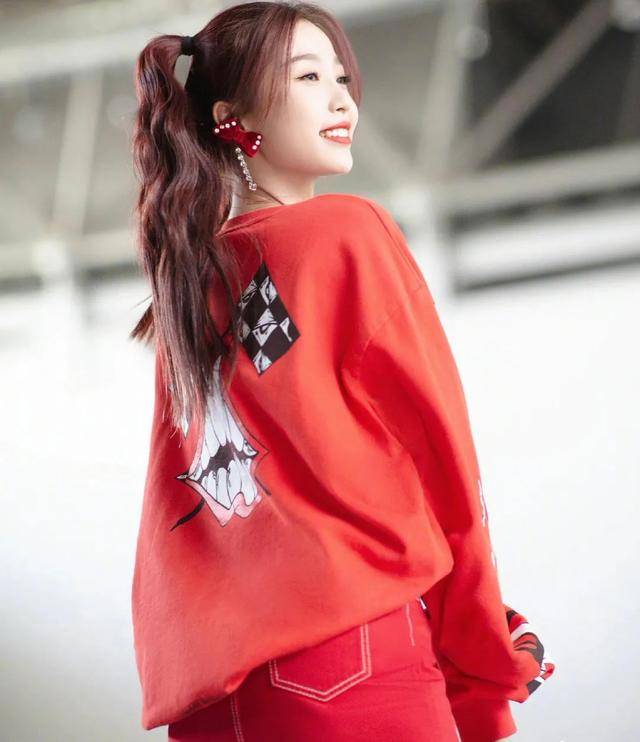 唐嫣|宋茜cos小丑女又被嘲，杨幂唐嫣也曾因此翻车，双马尾太难驾驭