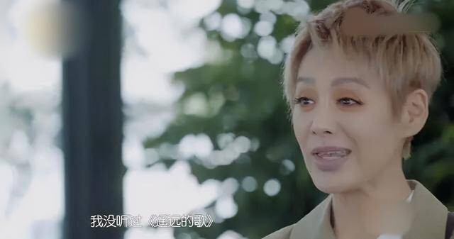 “浪姐”交际圈再显深意，孟佳拍视频全程围绕