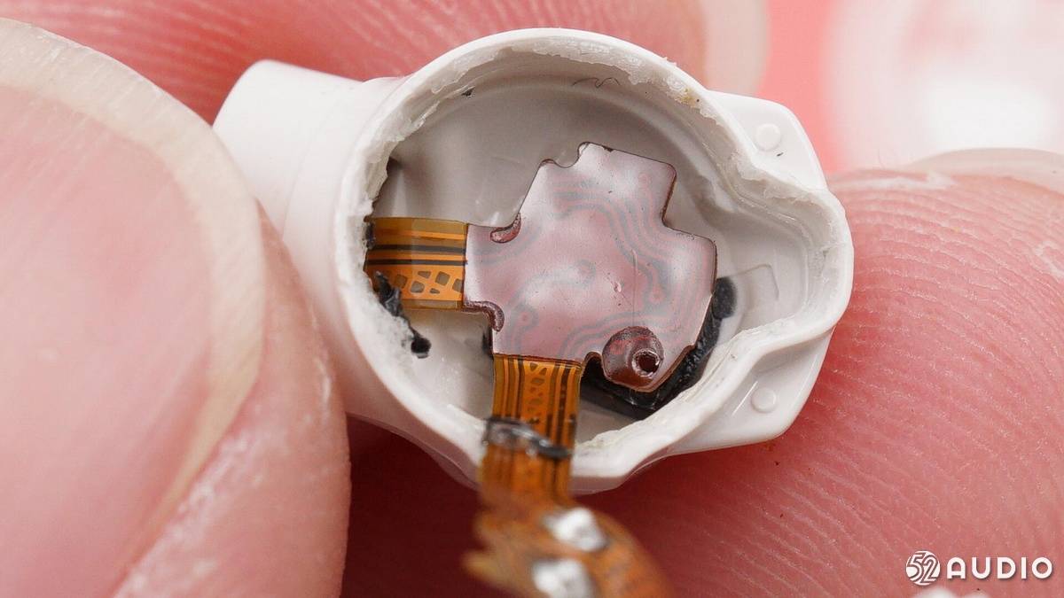 测评盘点|拆解报告：Bose QuietComfort Earbuds 真无线降噪耳机