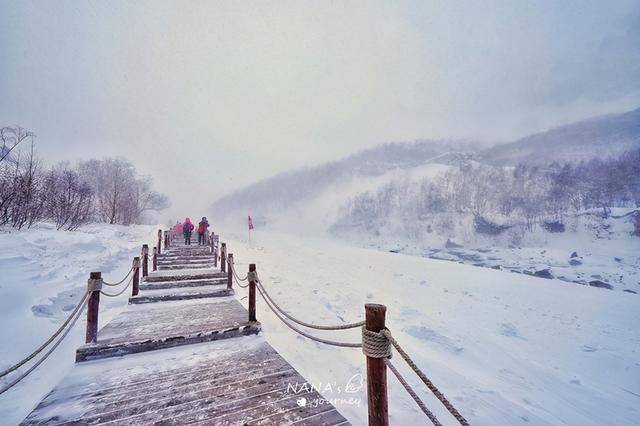 冬日长白山偶遇暴风雪，是什么样的体验？_天池