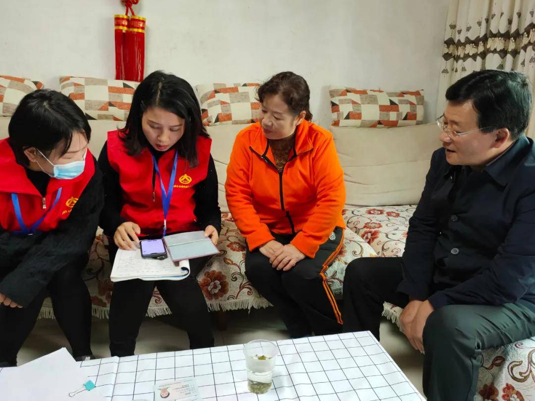 第七次人口普查流动人员_第七次人口普查图片
