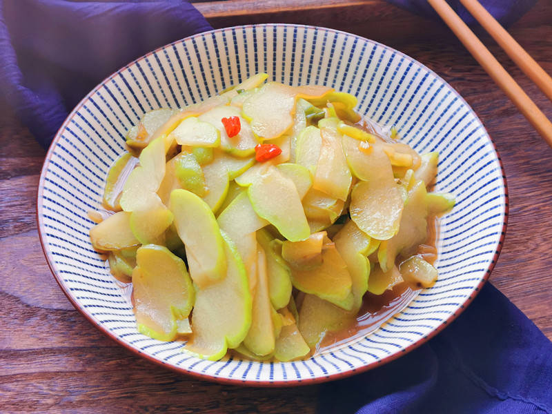 佛手瓜怎么炒不苦 9437e6b6943649f3a340b6b1b17b8fc9.jpeg