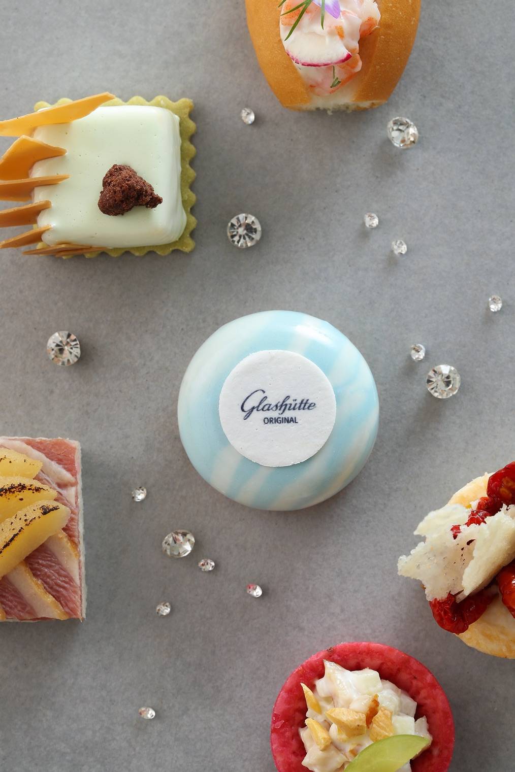 ������˼�����پƵ�Я�ָ����յ١���ҫʱ�̡���������