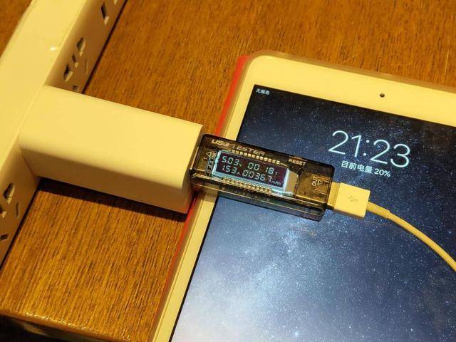 一个顶仨,外出充电好搭配,电友X21氮化镓65W充电器上手体验