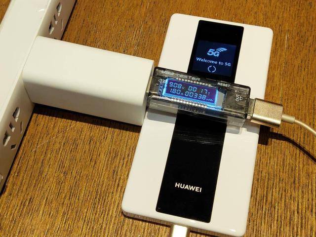 一个顶仨,外出充电好搭配,电友X21氮化镓65W充电器上手体验