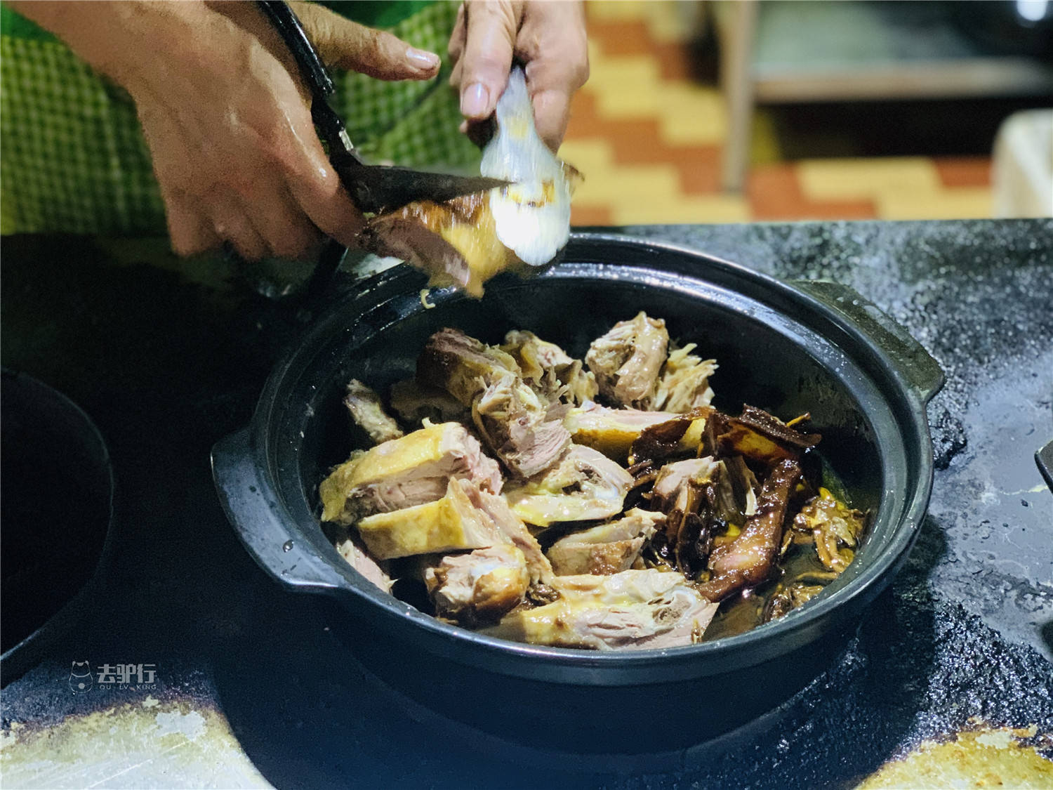 厦门姜母鸭，景区美食街为什么很难吃，好吃的在哪？_闽南
