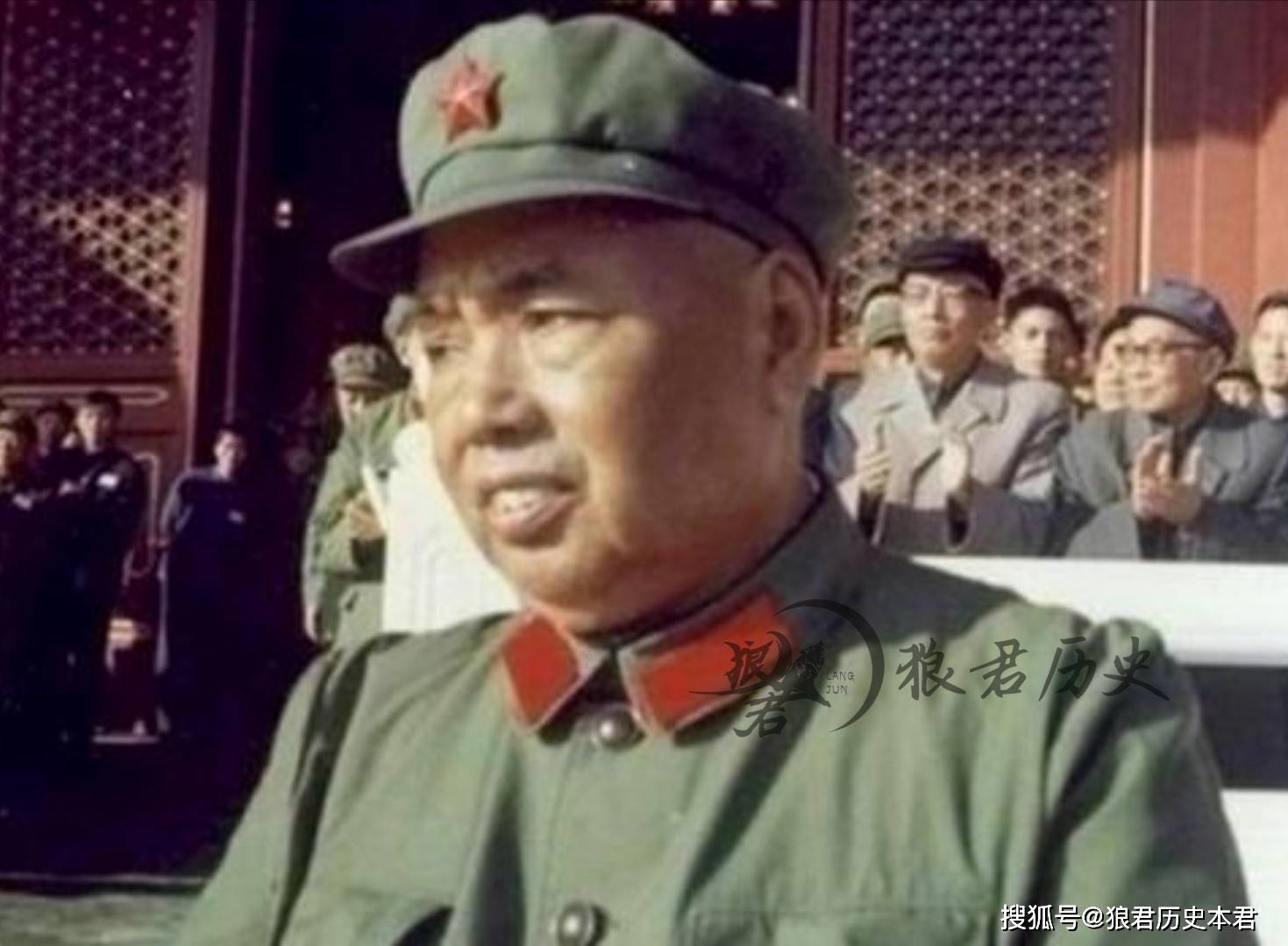 军装排行_娱乐圈穿军装最美的五大女星排行榜,孙俪文艺,杨幂霸气!