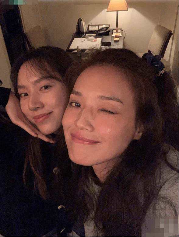 舒淇公开现身,有少女的美也有少妇的优雅!