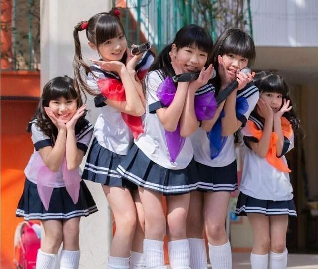 日本小学女生有多"早熟"?看完这4组照片,中国家长难以