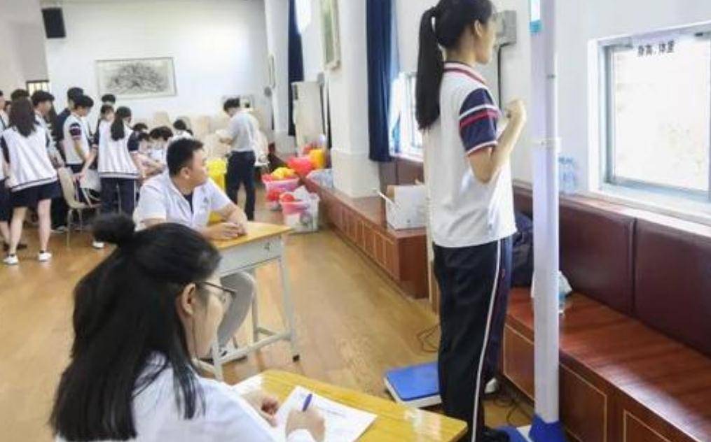 孩子|3个部位越“丑”，长大颜值越高，很少有人三条全中宝刚出生