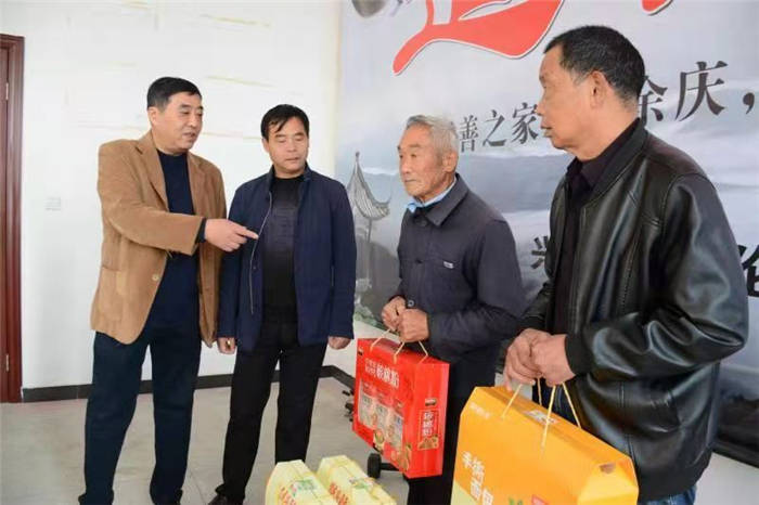 兴化陈立新在新平台上积极履职尽