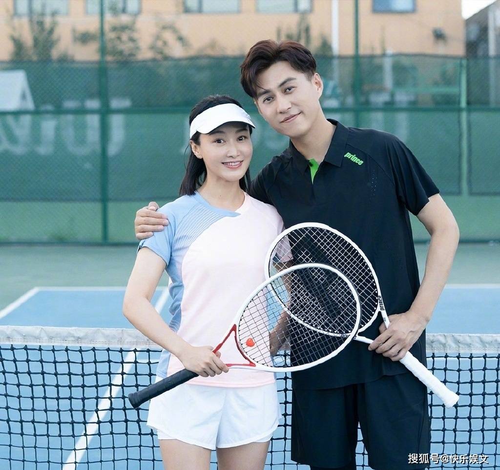 原创大妈自称怀上靳东的孩子！两人走散18年，“假靳东”事件再出现