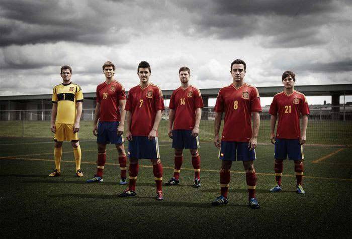 
欧国联赛前嘚吧嘚：西班牙VS德国、克罗地亚VS葡萄牙“皇冠国际体育app”(图1)
