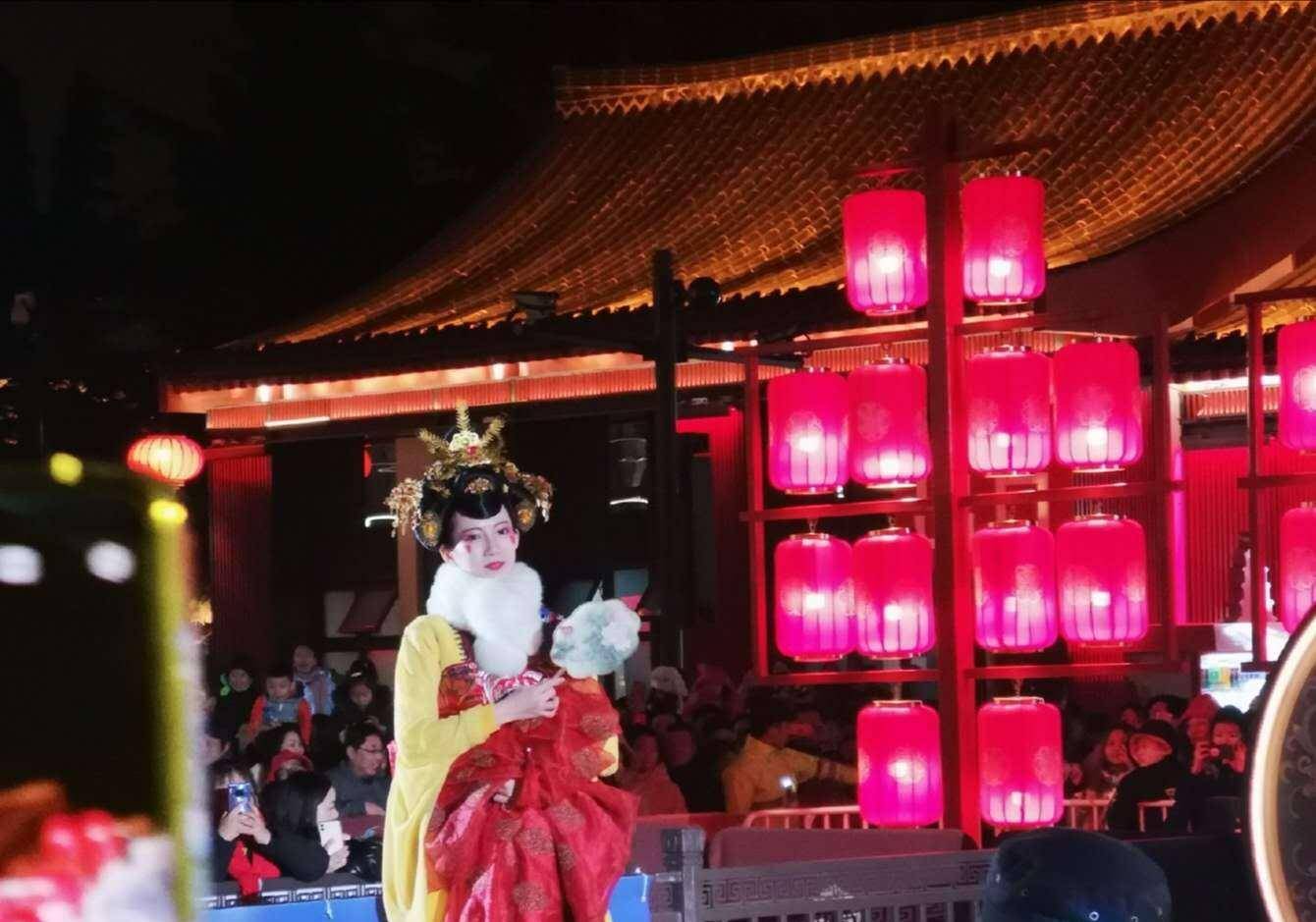 旅游占比gdp比重大的城市_美国gdp世界占比(3)