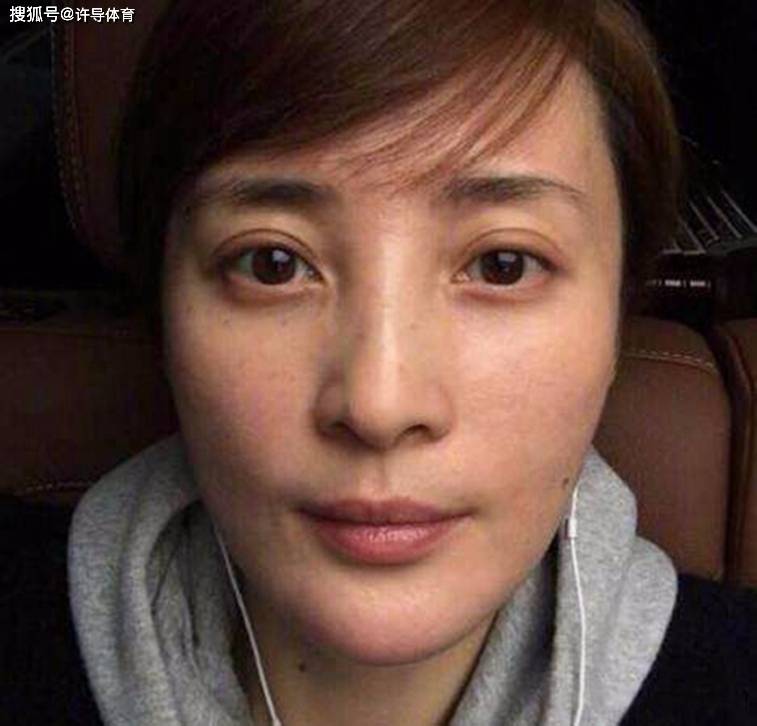 明星们卸妆后张张开眼界:蒋勤勤暴露年龄,范冰冰没了气质