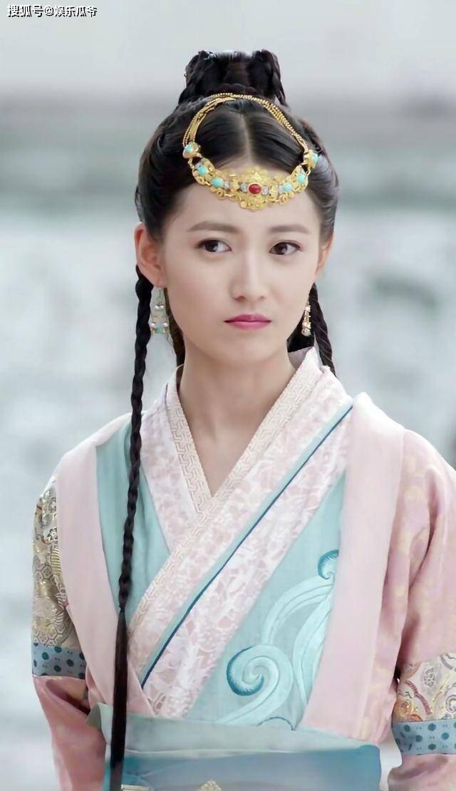 从赵敏的三大经典场面看,黎姿,张敏,贾静雯,陈钰琪谁最惊艳