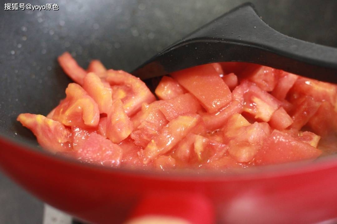 在家怎么做火锅蘸酱 f97e749d66ab419cbef0ebf372a06770.jpeg