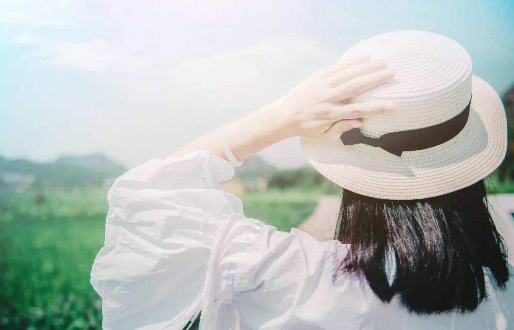 五月的女孩命运 0f28e1c61aed48a88e126a25e2964233.jpeg
