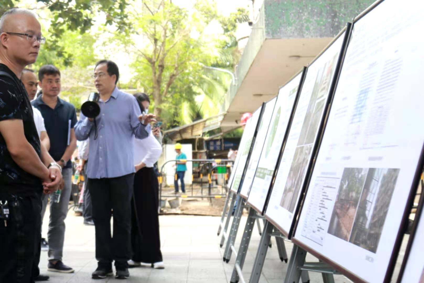 该项目改造指挥部组长任学斌告诉记者,了解业主改造意