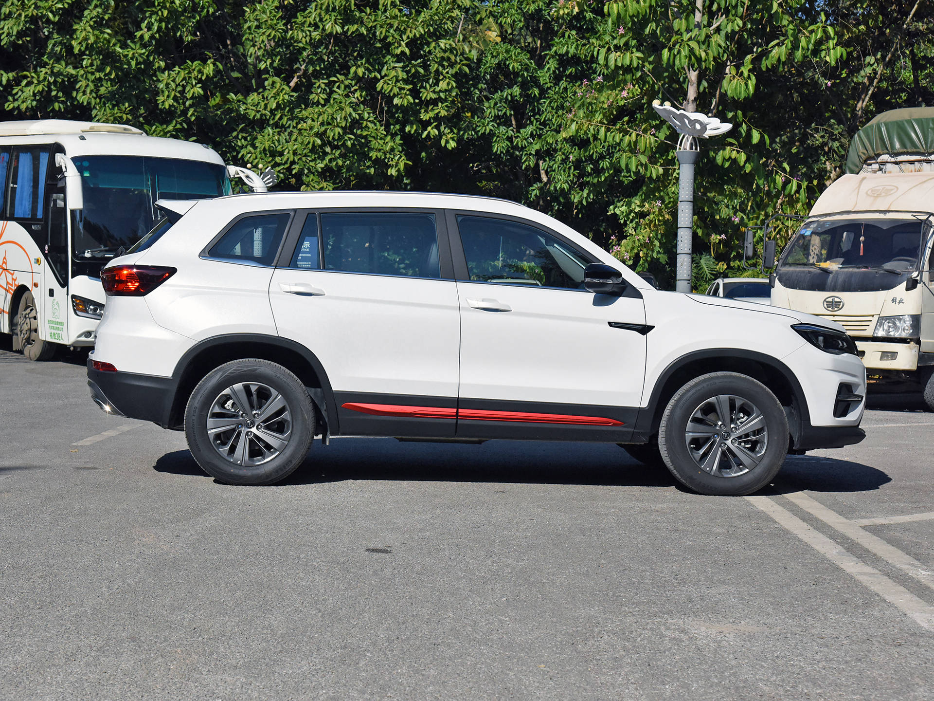 点击进入看图评论