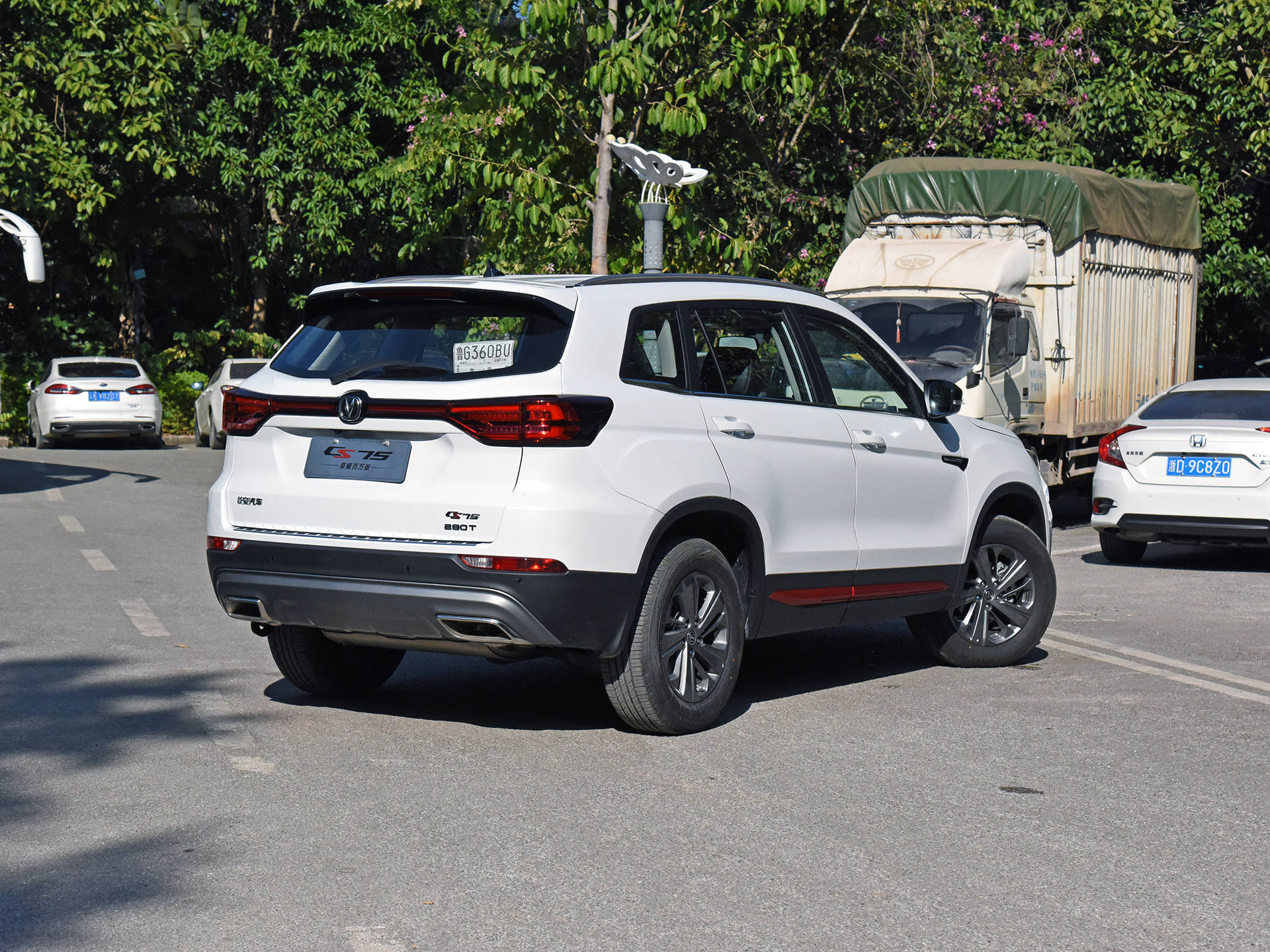 点击进入看图评论